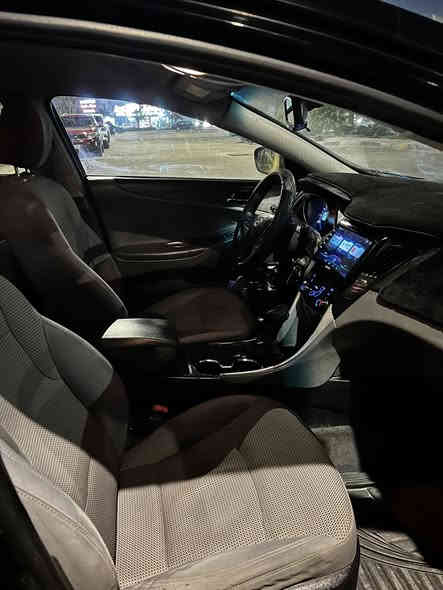 سوناتا 2012 وارد امريكي
بدون دواخل
رقم كربلاء بأسمي مشروع وطني

مواصفات//////

كشنات كهرباء
فول تحكم ستيرن 
شاشه + كامره خلفيه دواره 
مانع انزلاق
نظام ايكو
باتري جديد
ويل كب 17 اصلي
مكينه 2400 شرط بدون دوانز او تنقيص 
تبريد منظومة جديدة
كير محرك خير من الله
عارضها 105 
مكاني كربلاء
صور حادث وسونار مرفقات بالصور
***********
