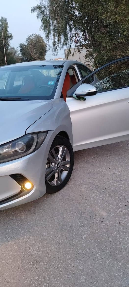 السلام عليكم النتره ١٧ خليجي رقم نجف مكفوله من الضربه جاهزه من كلشي محرك ٢٠٠٠ دوش نص فول مكانه ديوانيه غماس ***********
