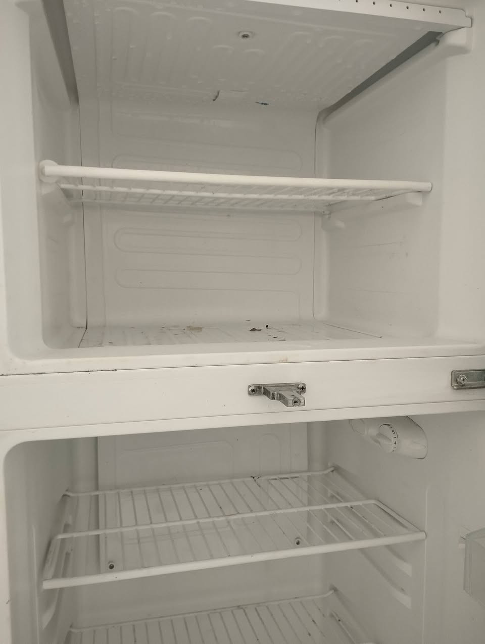 السلام عليكم ثلاجة للبيع الحجم الكبير السعر خاص


**إذا كنت صاحب هذا الإعلان وتريد حذفه لأي سبب، رجاءا أرسل رسالة إلى الدعم الفني**