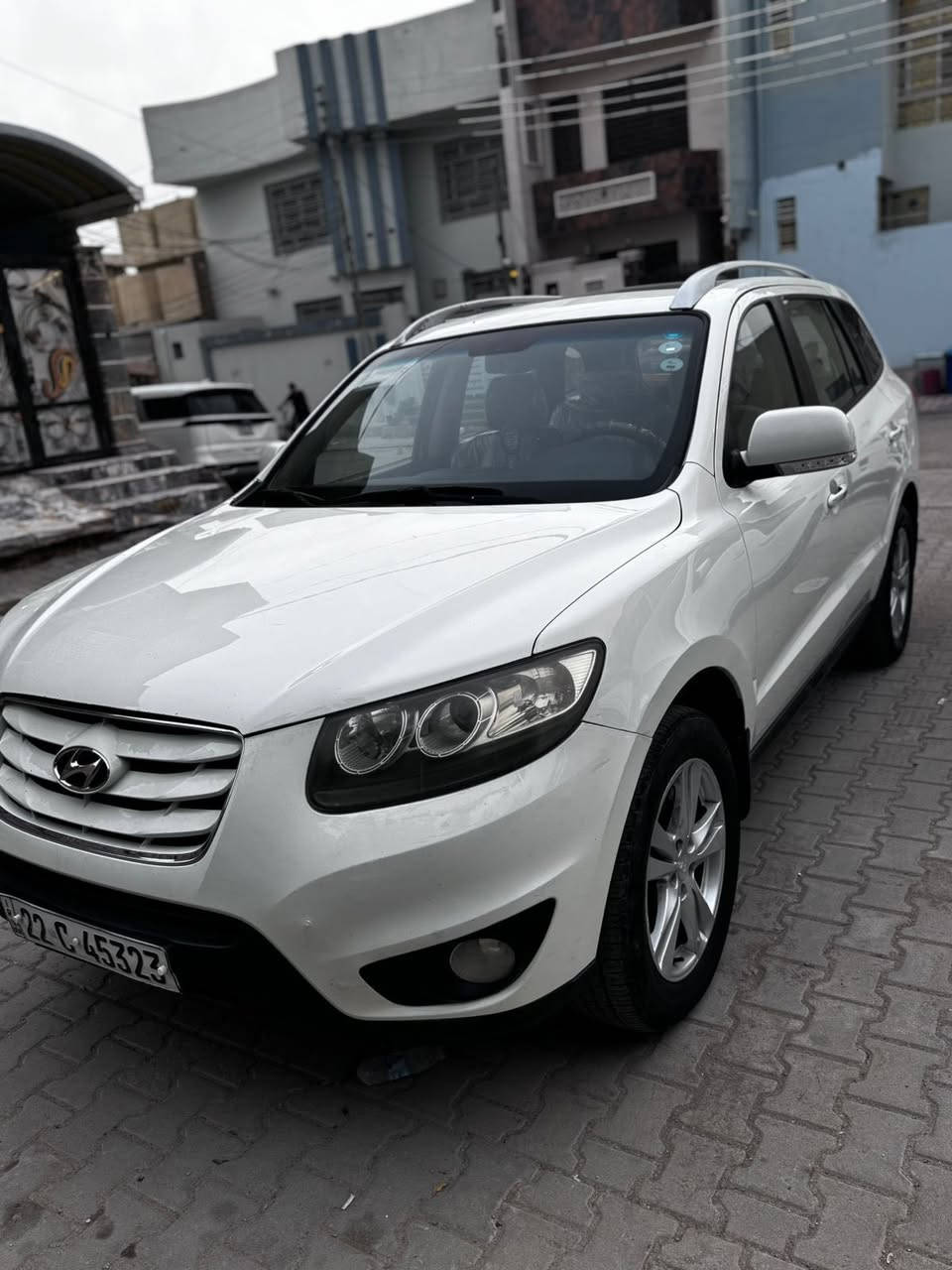 سنتافي 2011
فول مواصفات 3 بصمات كشن كهربائي فتحه 7راكب كفاله من الصبغ ماشيه  400 مكينه 4سلندر رقم اربيل الماني سنويه بعدها ماصاقطه 
السعر147وبيها مجال بصيط 
***********
