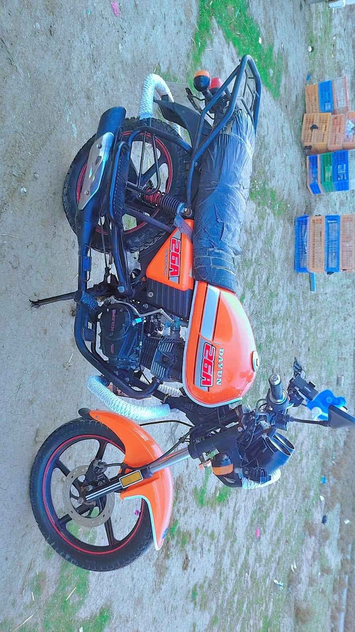 يا الله السلام عليكم دراجه دايون للبيع موديل 2021 اوراق اصولي  اصولي وصل معرض  مكفوله كفاله عامه محرك 200 كتابه حمرة الدراجه نضيفه خير من الله الشراي يتصل وبيه خير ويدلل ***********
