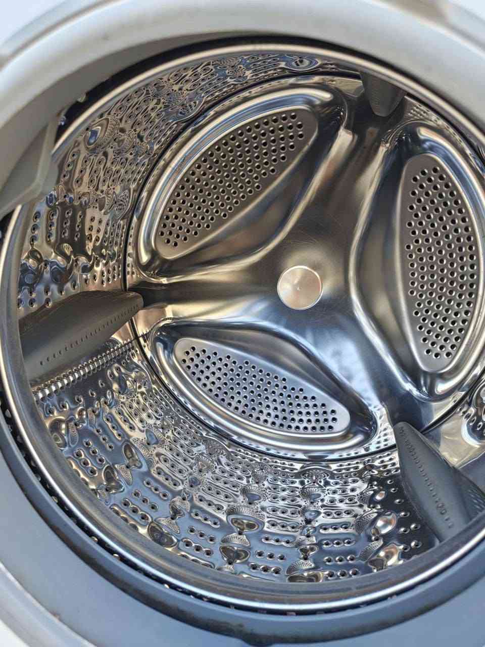 غسالة LG الأصلية سعة 8KG مستعملة فوول اوتوماتيك السعر 160 وبيها مجال بسيط.
للتواصل واتساب ***********
