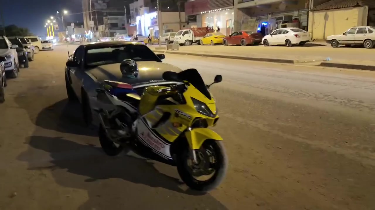 السعر والله بلاش بسعر وحده مهجومه
افوراي 600
كير مكينه بل جيس كفاله شرط تكول ما شامه الهوا 
الضفيره والعقل ما ملعوب بيهن على وضع الشركه 
*********** اتصال فقط
واتساب ***********
مكاني ديوانية
