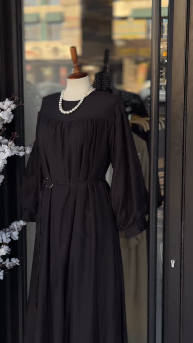 New collection 🖤✨
38,40,42,44,46,48


**إذا كنت صاحب هذا الإعلان وتريد حذفه لأي سبب، رجاءا أرسل رسالة إلى الدعم الفني**