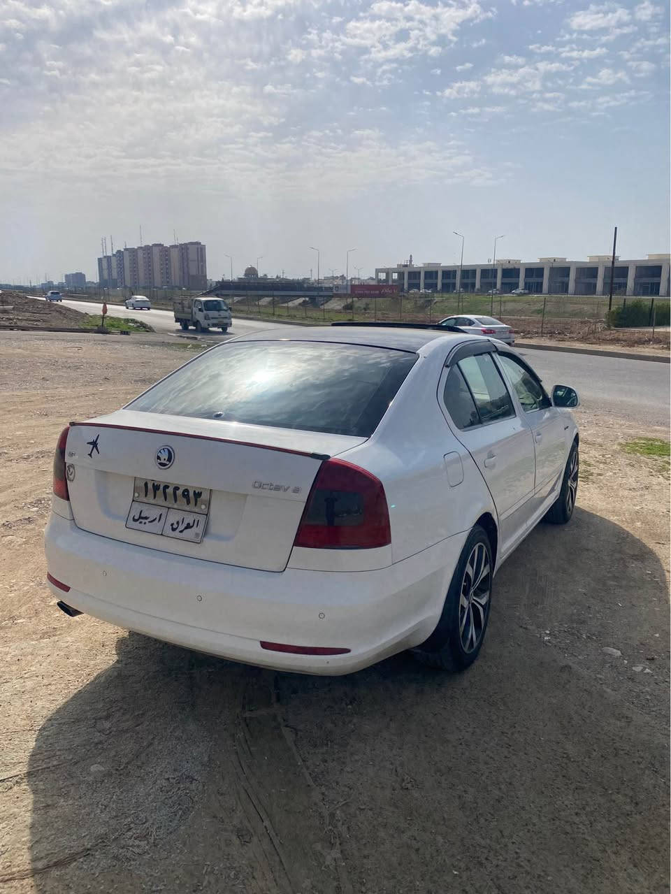 سكودا موديل ٢٠٠٩،گير توماتيك،مكينه ١٦ى بى توربؤ بيلادى،گير و مكينه و تبريد به شةرت،
له هةوليرم،نرخ:٧٥$ قفل
ژ.م:*********** أربيل, العراق
