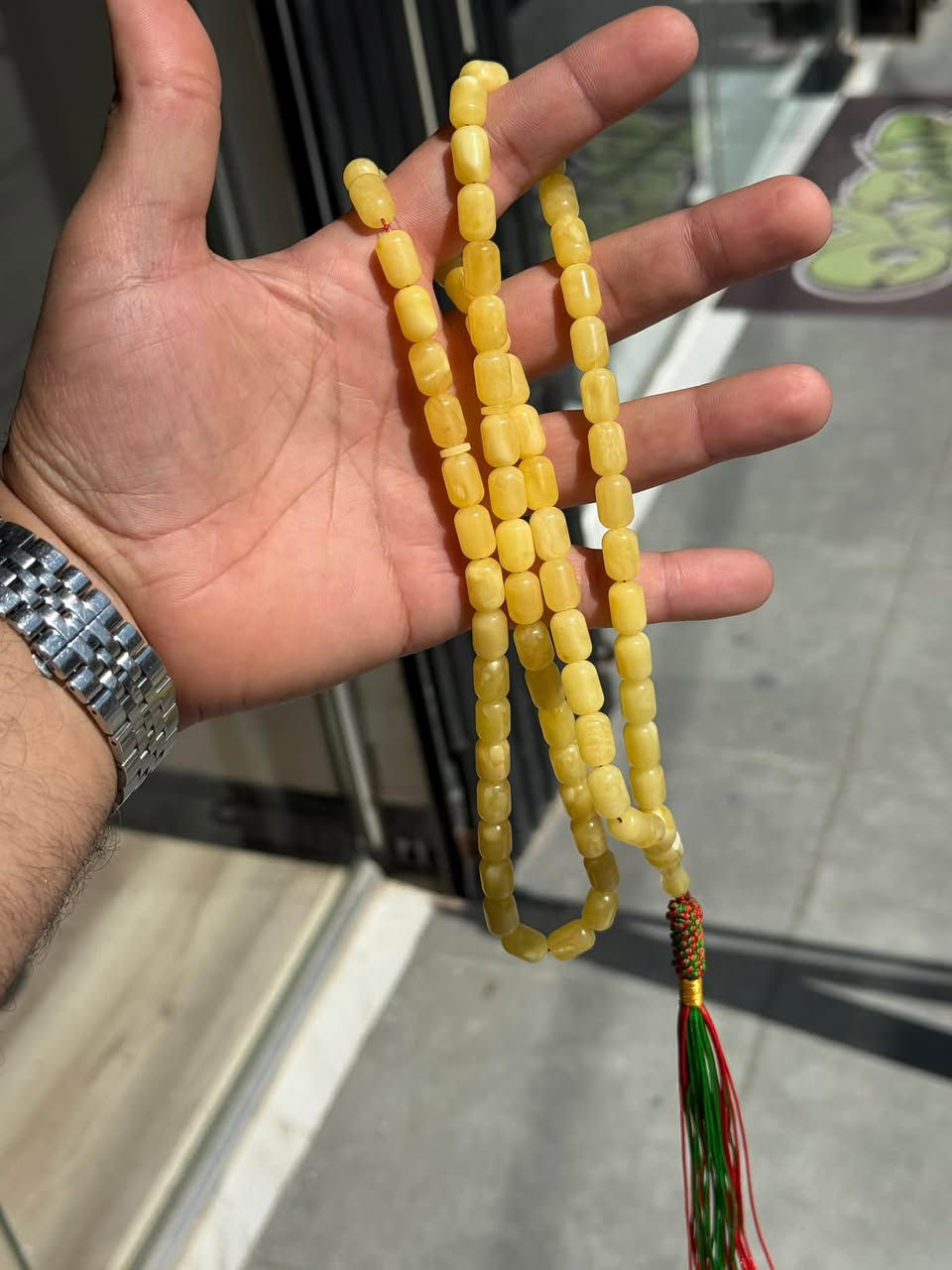مسباح كهرب بولوني شجري
الوزن  ٤١
عدد الحبات ٦٩
مقاس الحبة ١١.٥
مسباح نظيف جداً بدون شوائب
التواصل واتس اب او اتصال 
***********
