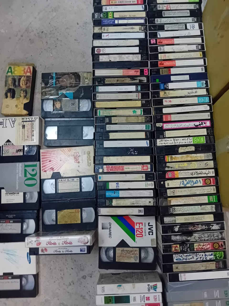 كاسيتات فيديو vhs
نسخ اصليه قديمه 
العدد ١٠٢ 
للحجز والاستفسار مراسلة الصفحه يوجد توصيل


**إذا كنت صاحب هذا الإعلان وتريد حذفه لأي سبب، رجاءا أرسل رسالة إلى الدعم الفني**