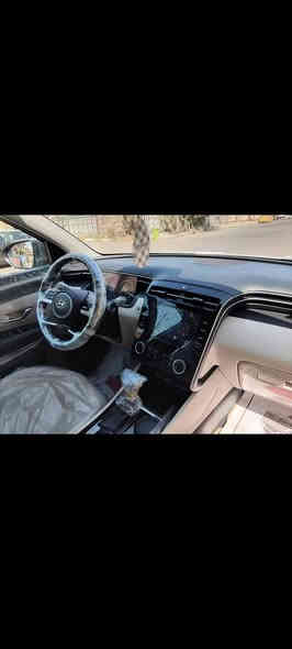 السلام عليكم توسان خليجي موديل 2024 فوال عده الفتحه كفاله عامة ماشيه 40 حقيقي محرك 2000 دوش تشغيل عن بعد دخول بصمه تشغيل بصمه أبواب بصمه حساسات خلفيه رادار أمامي نظام قياده قطعتين تبريد السياره عل وضع الشركة السعر 220 للإستفسار *********** مكان بغداد
