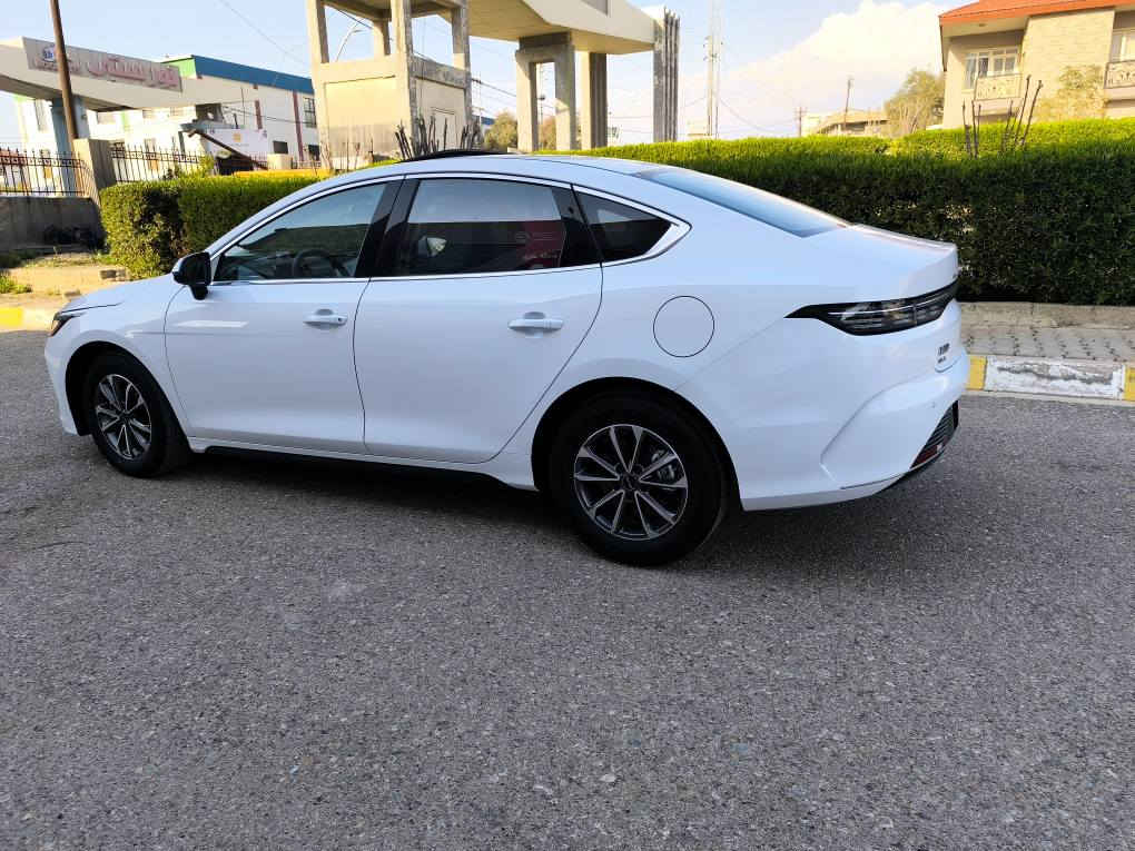 BYD 
بی وای دی دیسترویر
ماشی 1800کیلومتر
 فول فول موصفات
كل الملحقات كامله بلادی 
①کارت ② بصمە③شحن بلادی
مود السوق :-
①سبورت 
②ایکو
③نورمال
كشن رياضي  
شاشه كبيره 
سلایت
شاشە متحرک
 كاميرا و حساس
 ويل 18 بلاک
  تبريد قطعتين 
بابين امامي و صندوق بصمە
نظام NFC 
.داخل رياضي باللون الابيض  حساسات 
 لايت LED 
لایت زینون
شغال
نظام ①بنزین② کهربا ③کهرباوبنزین
رقم کاتی 
 ❤️‍🔥❤️‍🔥مع تعريب الشاشه وتنزيل والبرامج كامله كركوك, العراق


**إذا كنت صاحب هذا الإعلان وتريد حذفه لأي سبب، رجاءا أرسل رسالة إلى الدعم الفني**