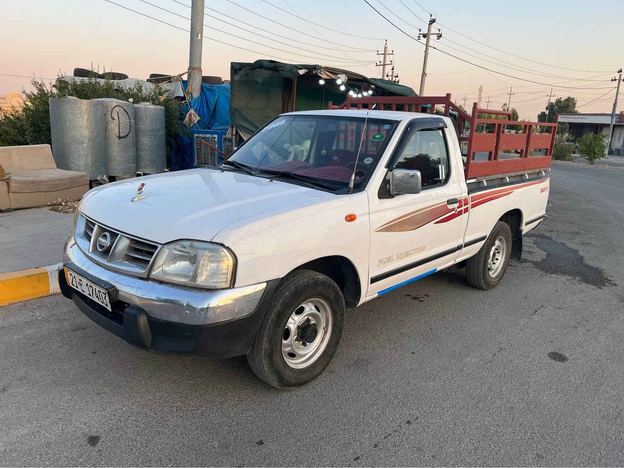Nissan مۆدیل 2008
سەیارەکە نیو دەرگای بۆیاغە بەبێ ناوگرتن
سەیارەکە مەکینەی کراوەتەوە بەلام بەشەرت
سەنەوی نویە هەموگیانی بەشەرت 
نرخ.92
ژ.م *********** كويسينجاك, أربيل
