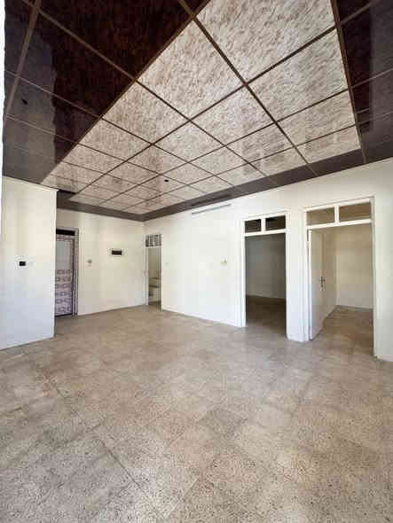 دار للايجار في حي الحدباء 
المساحة : 130 متر
طابق واحد : غرفتين نوم وهول ومطبخ وصحيات 
موقع المكتب : حي الصديق - شارع 20 - قرب شركة كار للجباية
لمعرفة كافة الاسعار يمكنكم الانضمام الى قناة التلكرام عبر الرابط ادناه : 

‏ https://t.me/PillarsRealEstate

للاستفسار الاتصال على الارقام
***********
***********
