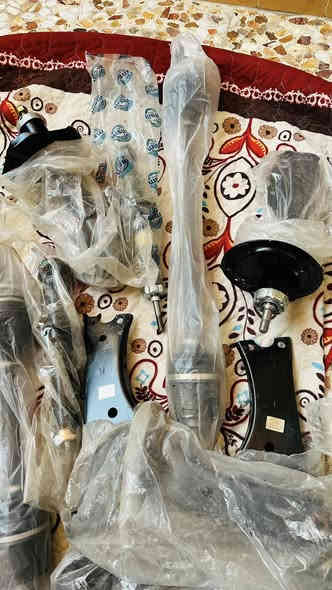 السلام عليكم غراض بي واي دي f3 للبيع صدر امامي خلفي دسكات بلكات مجاول نوزلات سلف كله جديد بعدهن بلكارتونه مامستخدمات ابيعهن شلع قيم واخذ مكاني بغداد وهذا رقم الاستفسار ***********
