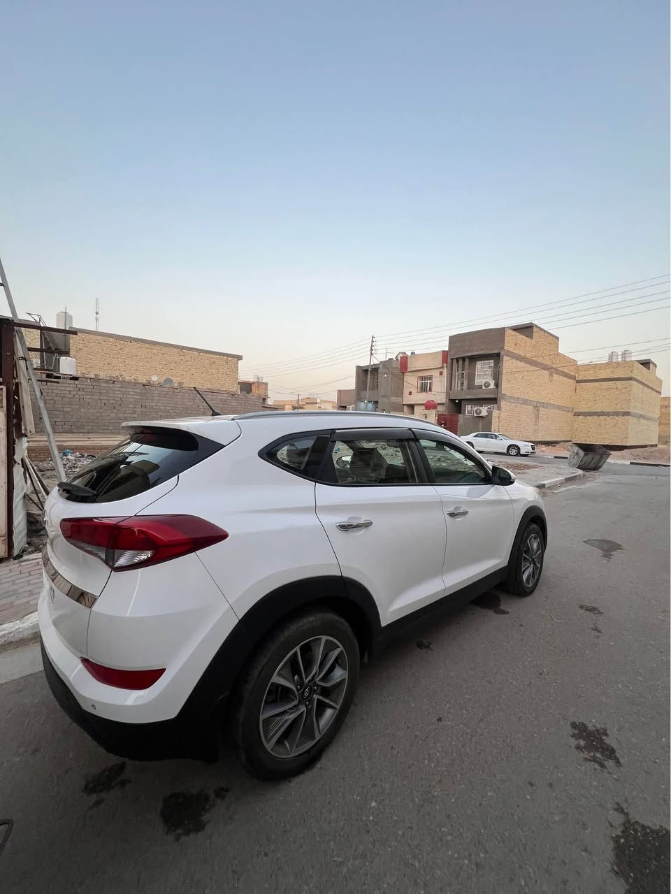 توسان 2018خليجي مكفول كفاله عامه ماعده بارد موضح ب السونار رقم اربيل ب اسمي هزه حداديه تخم تاير دوشمه تبريد كلشي جديد كير محرك كفاله من الفتح والتنقيص والتبخير 
بوليش مسويلهه كامله على اخر حبايه سعرهه 210 وبيهه مجال مكانهه كربلاء ملحق الفارس *********** كربلاء, العراق
