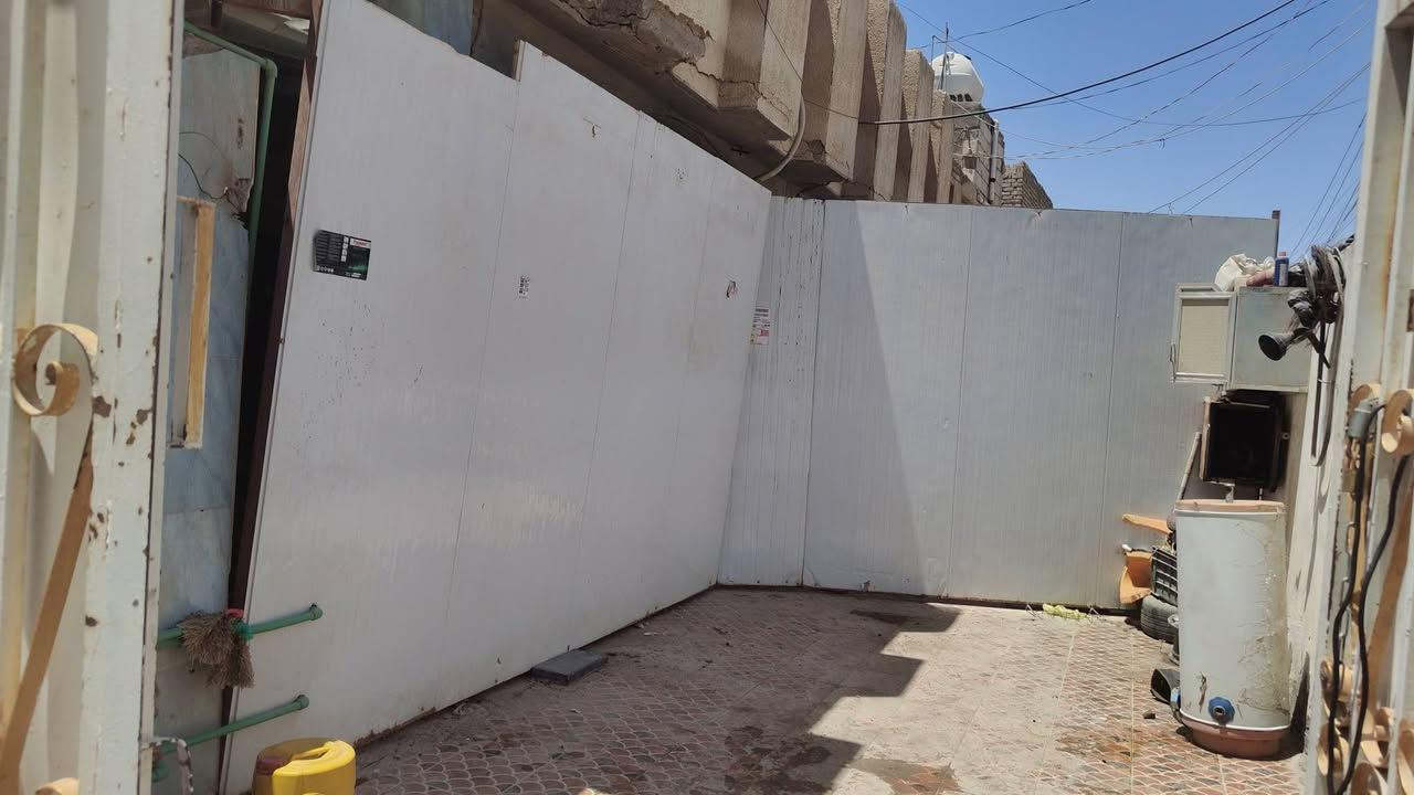 السلام عليكم يتوفر سندويج بنل استخدام قليل نظيف جدآ عدد 8قطع للبيع للاستفسار *********** مكاني قضاء الشطره@
