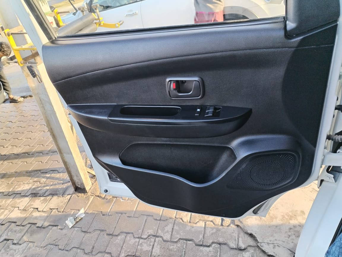 شانجان 2024 ماشيه 20 الف كيلو مكينه 1200 اقتصادي بدي دويل رقم يكلف مليون وربع السعر 74 ورقه للستفسار *********** بكانها بغداد الجديدة
