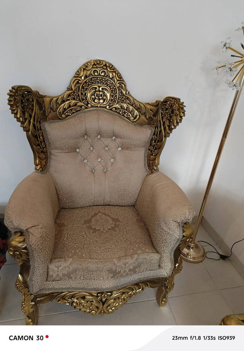 تخم  ملكي كبير للبيع بدون طبلات،، شغل يد درجه اولى ،، اربيل،، السعر ٥٠٠ دولار،،


**إذا كنت صاحب هذا الإعلان وتريد حذفه لأي سبب، رجاءا أرسل رسالة إلى الدعم الفني**