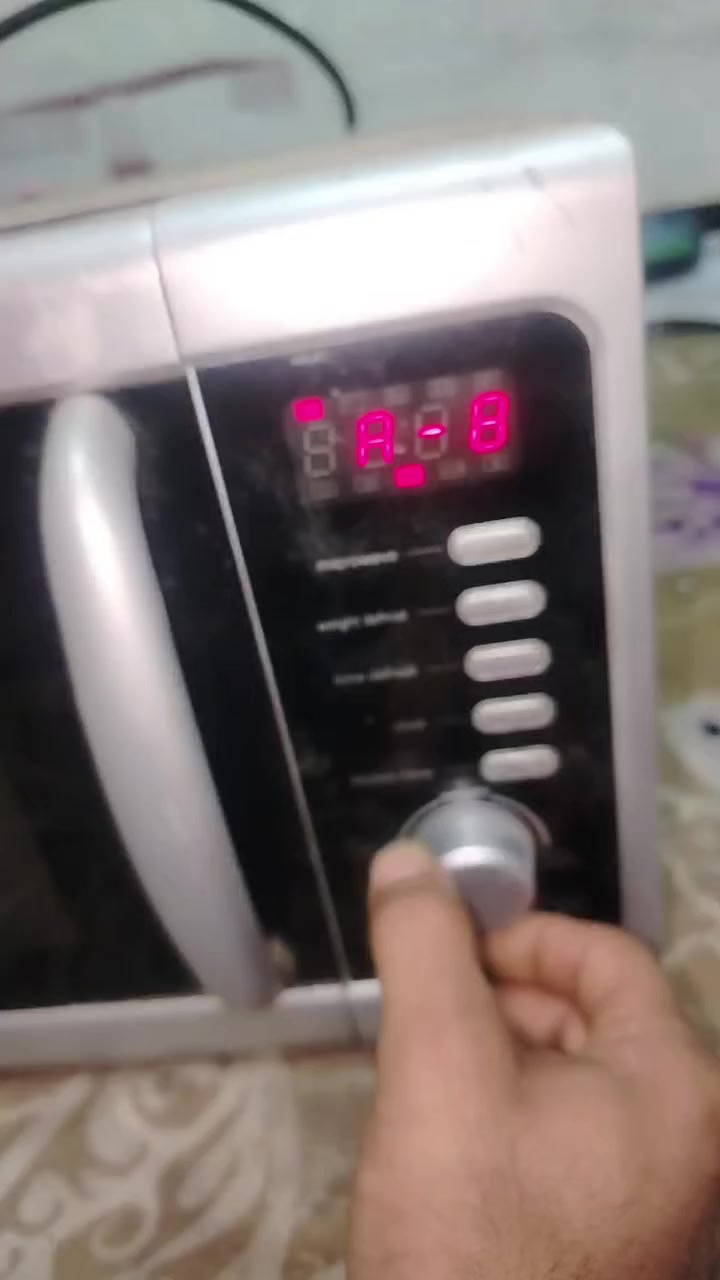 اوفن شغال وعل الفحص سعره ٥٠ الف وبي مجال


**إذا كنت صاحب هذا الإعلان وتريد حذفه لأي سبب، رجاءا أرسل رسالة إلى الدعم الفني**