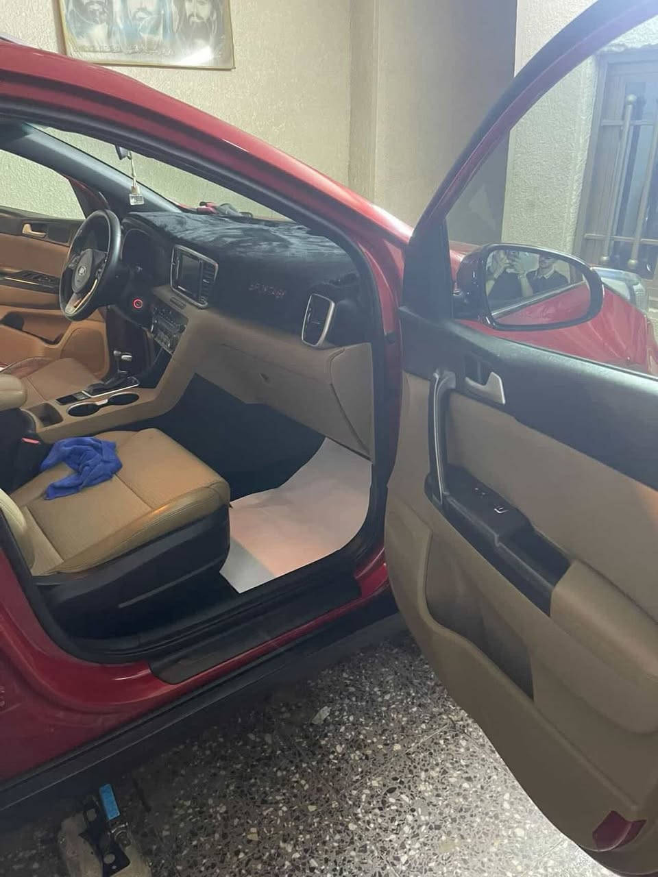سبورتج2020خليجية بيها صبغ بنيد ماشية 120 محركها 1600السعر160ورقة التفاصيل ع هذا الرقم***********
