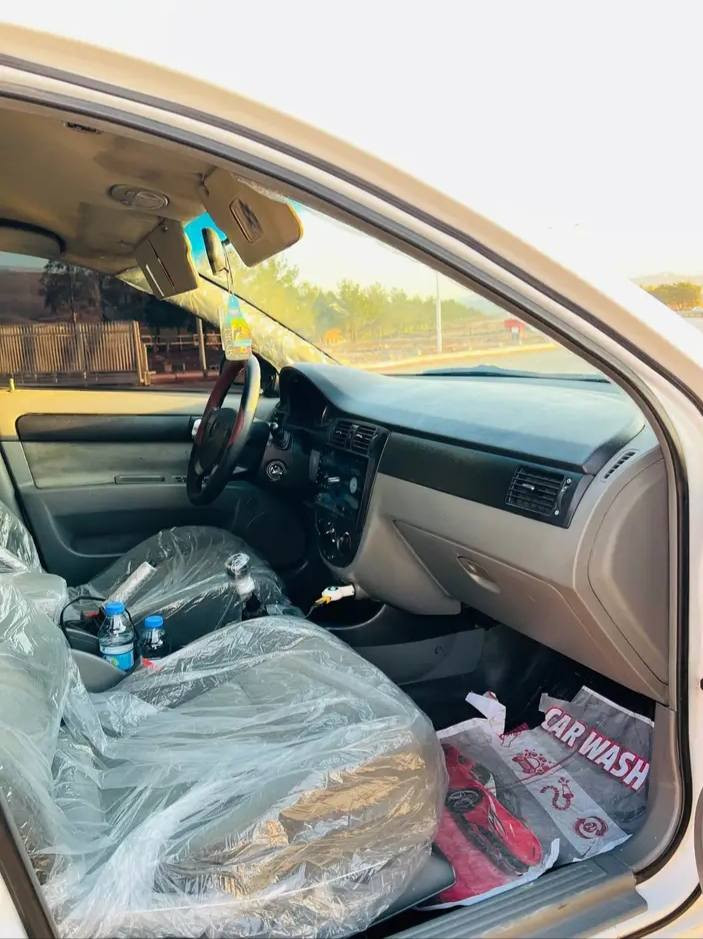 45گەلا
ئۆپترا ساغ 
بی بویاخ
بیڕەقەمی دوبەی
سفرە سەیارەکە
112هزار ڕۆشتووە
گۆڕینەوەش دەکەم 
*********** السليمانية, العراق
