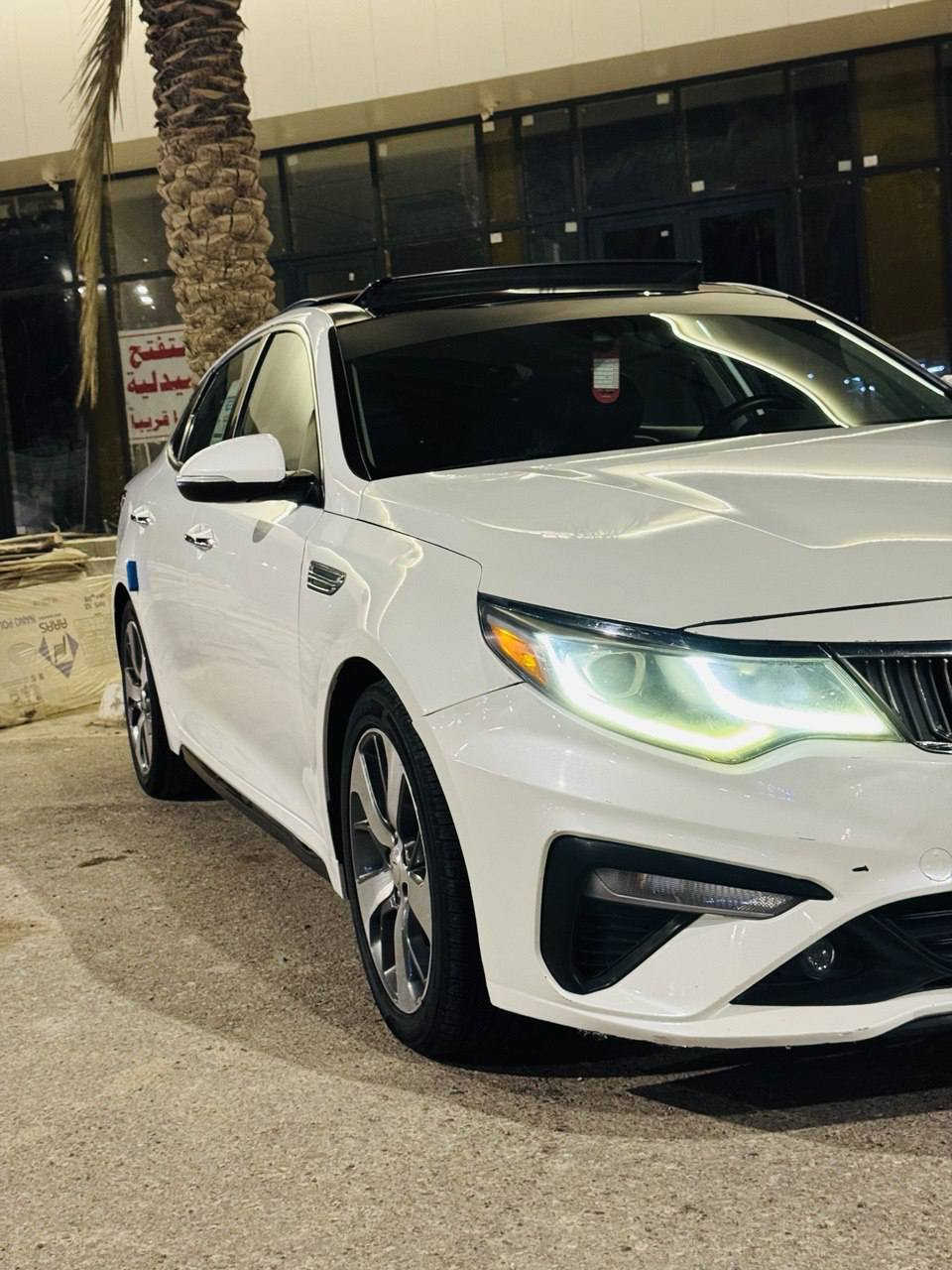 سلام عليكم. اوبتما ((2019))  S
فول مواصفات
محرك 2400 GDI
 رقم اربيل 
صور الحادث مرفقة بالمنشور 
بالعراق بيه صبغ جملغ بدون حادث
————————-
*المواصفات*
بانوراما 
مراية تعتيم 
بصمه تشغيل وابواب 
لد نهاري امامي خلفي
لد باليدات ليلي نضام ترحيب
كشن كهرباء
كشن نص جلد ونص مخمل
تحكم فول
حساس خلفي
صندوق ذكي يفتح عند الاقتراب 
شاشه كبيره وكامرا  دواره
رادار جانبي 
رادار امامي 
سياقه ذاتيه 
رادار  توقف ذاتي 
تنبية خروج عن المسار
دواسات مال سبورت
دبل اكزوز  صالنصة 
دفيوزر مشيف بلادي اسود
سياره نضيفه مكينه وكير وحدادية 
ماشيه 109
السعر 148
مكاني الانبار الفلوجة 
***********
موجود واتس اب
