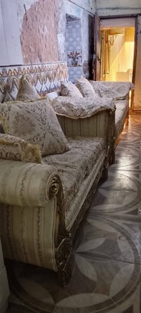 تخم ٣٠٠ • خيم ٥٠ • بيسكل كبير ٢٠