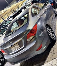 اكسنت 2015 اللون رصاصي  رقم كربلاء خليجي فتحه 1600 مكفوله حداديه ممبدل...