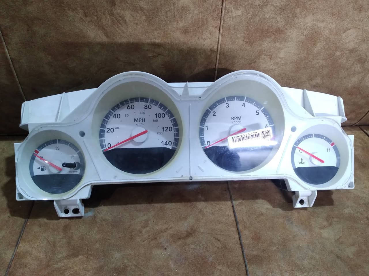 السلام عليكم
من رخصه المدير
كيجات السعر/50
القايش سعره/10
قاعده فيوزات سعره/30
رولات سعرهن/10
 سلف سعره/50
داينمو سعره/50
 زوج لايت سعره/100
 تخم تايرحجم 20سعره/350
اخوان ملاحضه هاي الا سعارنهائيه 
عنواني محافضه ميسان 
***********
