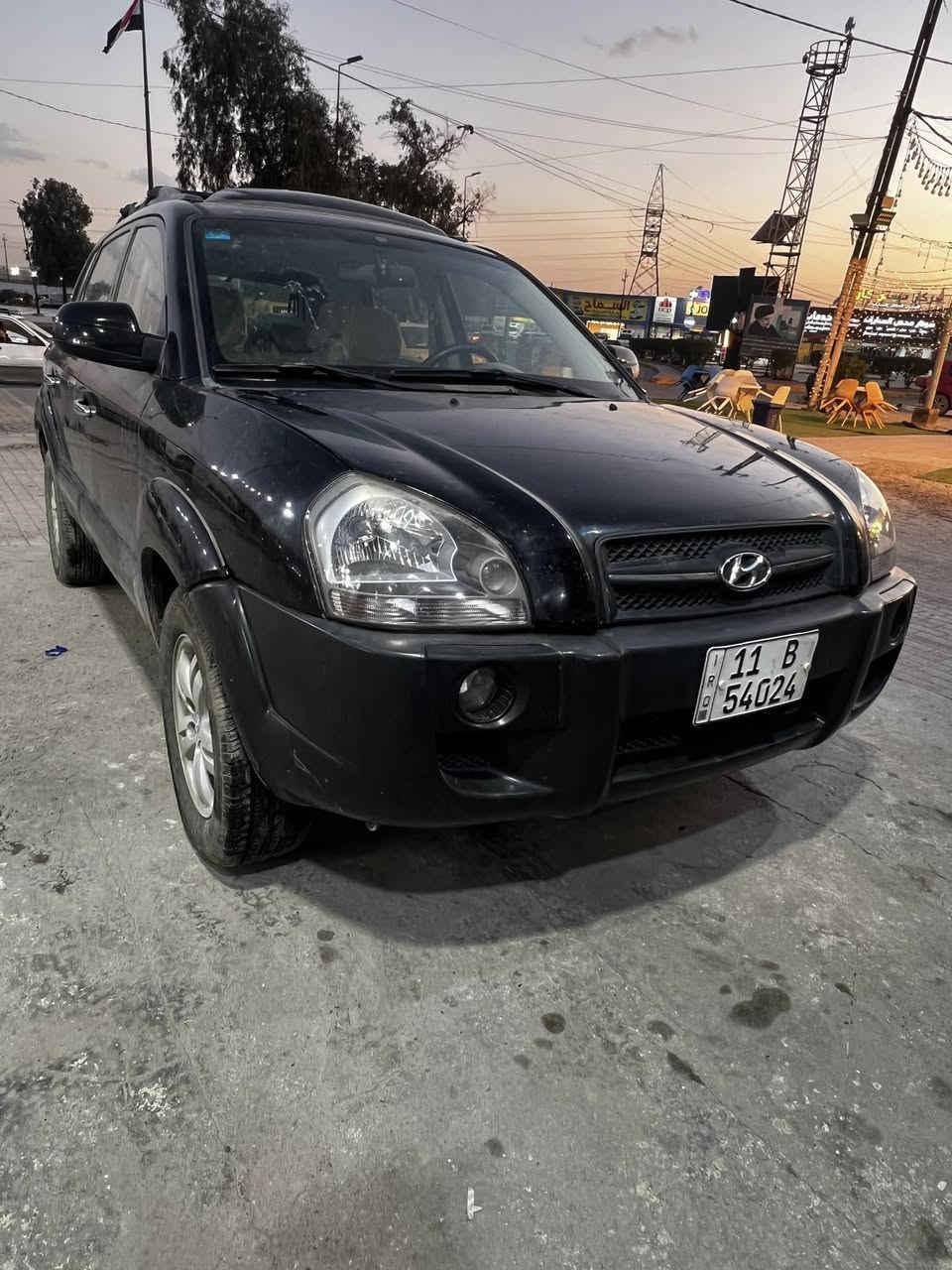 السلام عليكم 
توسان 2008 للبيع فقط 
السيارة نظيفة رقمها بغداد
مشدود الها تخم تاير جديد
السيارة بأسمي تحويل ثاني يوم
المحرك بي صوت ابيع كايمة 
و صورة ضربتها بامريكا بالمنشور
مكاني بغداد 
السعر 87 وبيها مجال
للاستفسار ‭ ‭0772 196 1446‬ ‬
