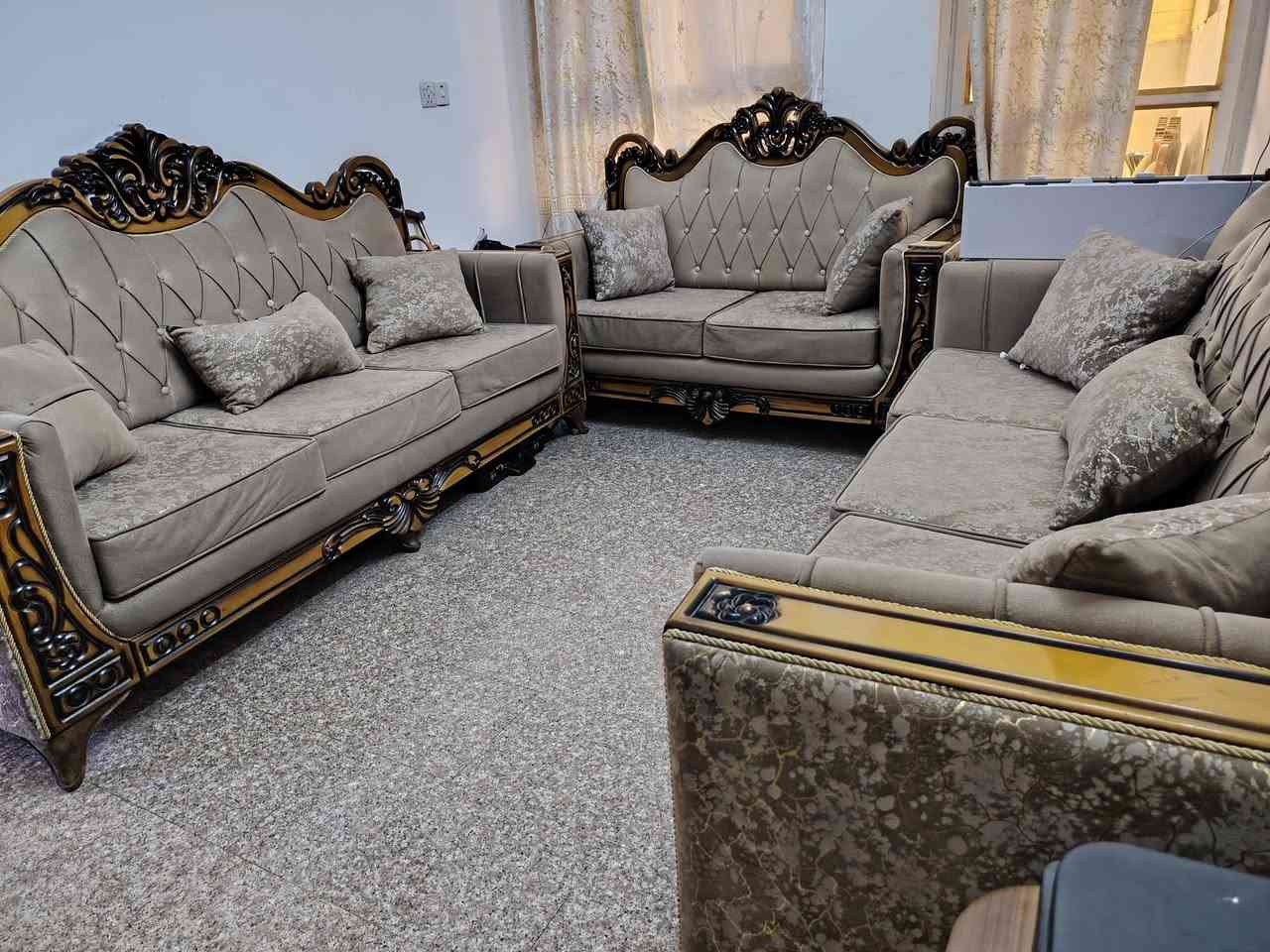 1-تخم قنفات 10 مقاعد شغل عراقي درجة أولى استخدام قليل جدآ نضيفات حيل 750 نهايتة.

2-غسالة صحون مستعملة 250 قفل

مكاني بغداد الدورة الميكانيك
7777659532 واتساب
