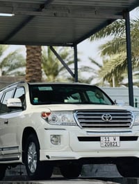 لاندكروزر • ٢٠١٥ • رقم بغداد