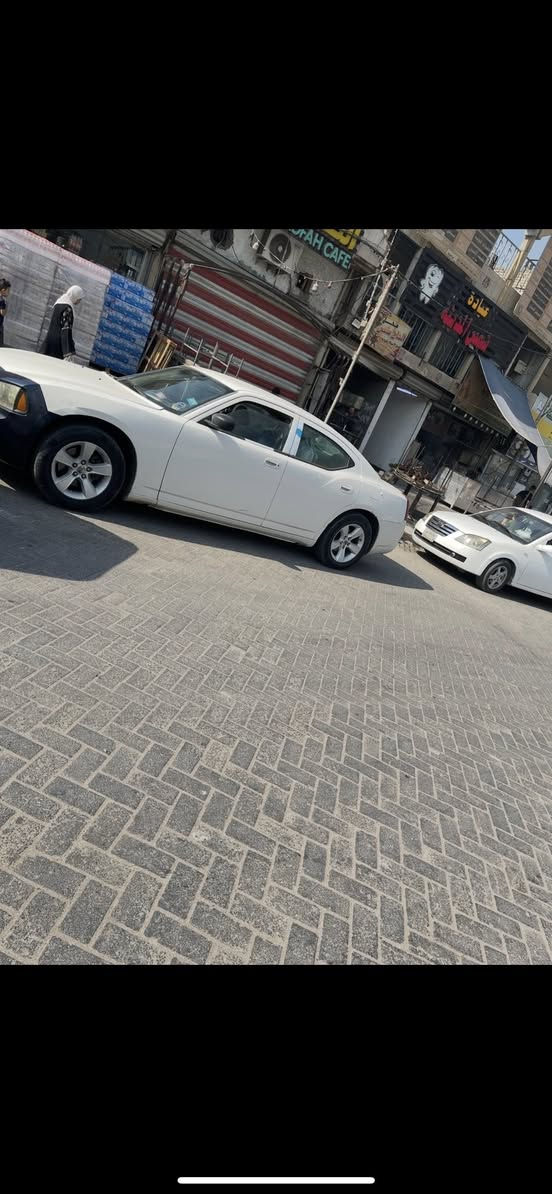 السلام عليكم جارجر 2008 سياره مكفوله من ضربه وتبديل وصبغ بيها تلكيط خياسات مكينه صار شهرين من بدلتها شديتلها مال كصه وارد يابان جديده حداديه قبل اسبوع كامله حتا دبلات اماميه قايش تايمن ضاغطات رولات جدد تايرات جدد سياره باتري جديد ماصارله شهر حتا دهن جديد جاهزه حتا لخياسات مسويهن يرادلهن بس صبغ  مري هيمي طبك رقم بغداد مشروع وطني سياره مامشتغله خط مال بيت مكانها ميسان تواصل خاص موجود


**إذا كنت صاحب هذا الإعلان وتريد حذفه لأي سبب، رجاءا أرسل رسالة إلى الدعم الفني**