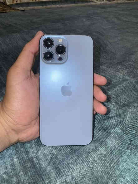 السلام عليكم شباب 13 PRO MAX كفالة عامة وتر بروڤ مابي اي خلل نهائياً والجهاز ممفتوح ابد وكل التفاصيل بلصور مكاني المشتل او الامين  للاستفسار  فقط ع الرقم ***********
