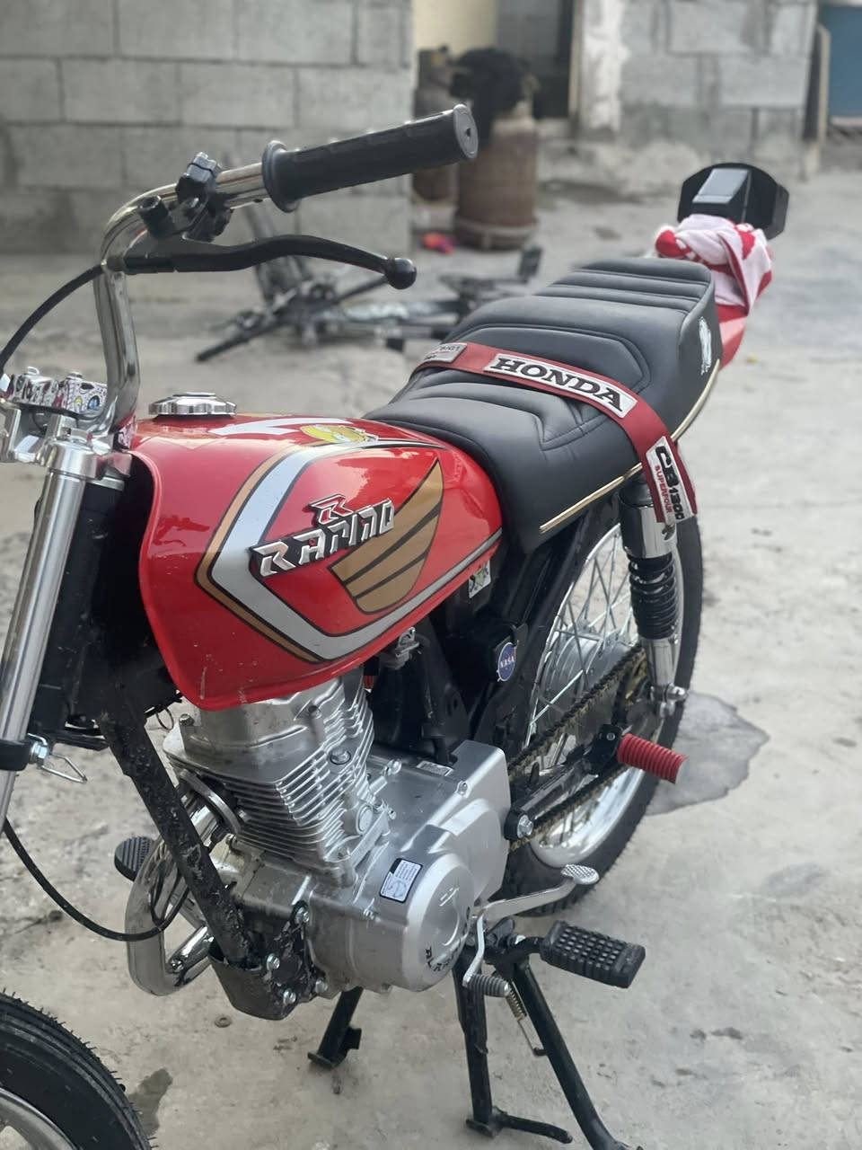 سلام عليكم شباب دراجه البيع تعمير جديد ٥يوم شاصي رفيع تعمير فول مقفول


**إذا كنت صاحب هذا الإعلان وتريد حذفه لأي سبب، رجاءا أرسل رسالة إلى الدعم الفني**