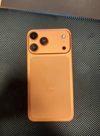 للبيع XS MAX محور 17 نضافه 100 بل 100 ذاكره 256  بطاريه 100 مبدله اصلي...