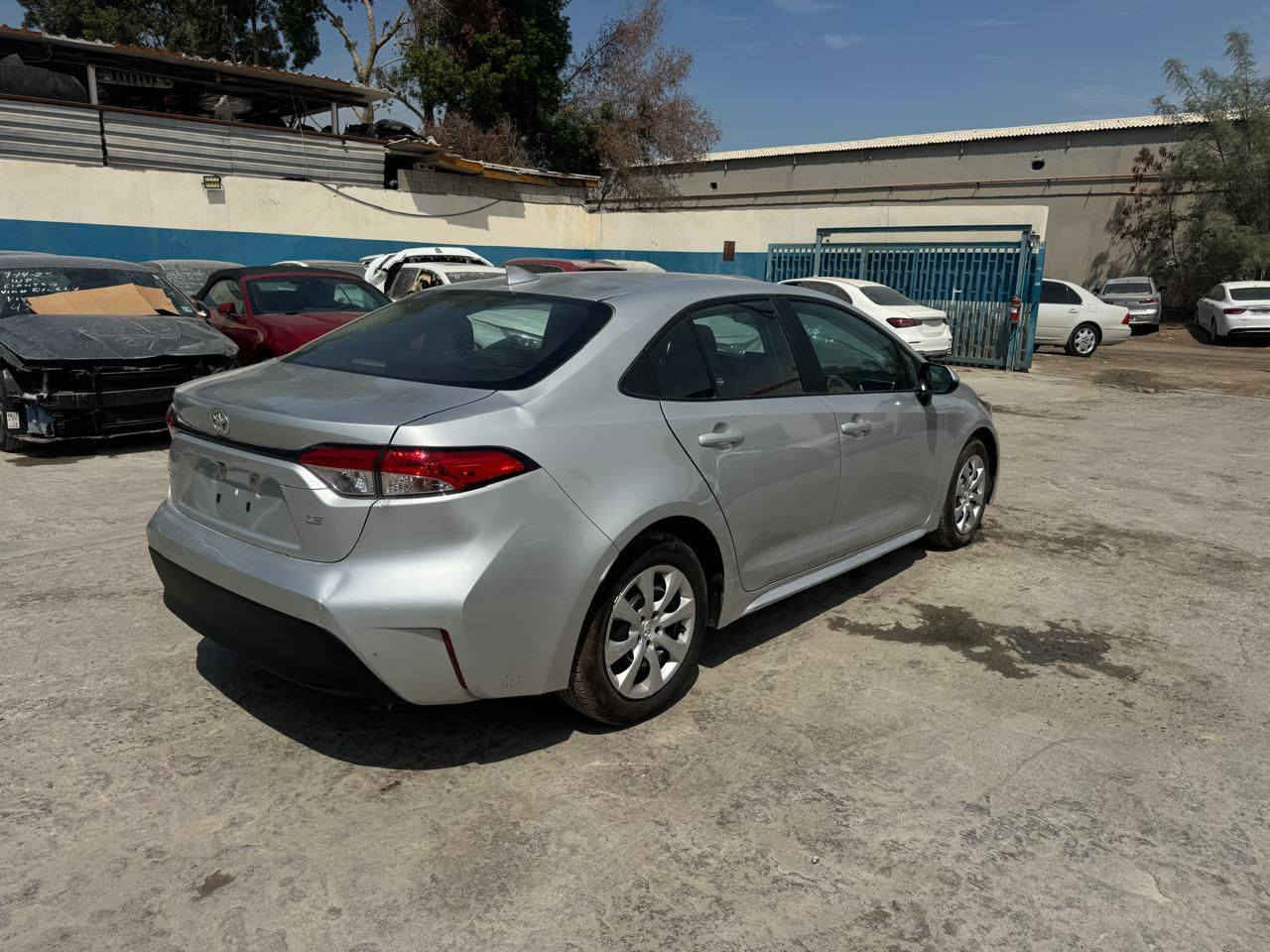 السلام عليكم 
كورلا موديل 24 ومواصفات LE
تبدل بنيد...الجاملغ بارد
تصليح بالشاصي جهة السائق 
السيارة حاليا مشحونة لسفان مصلح وجاهز
السعر المطلوب داخل سفان 112 ورقة بدون كمرك
تريدها بكتاب شهداء ذي قار واصل للناصرية 140 ورقة
للاستفسار الاتصال بالرقم ***********
