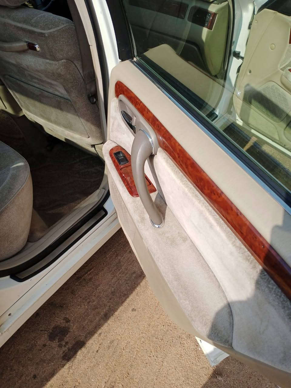 سلام عليكم ادوات مكلف بلنشرملكه جاهزه دخول جديد مكان النجف عباسيه ***********
