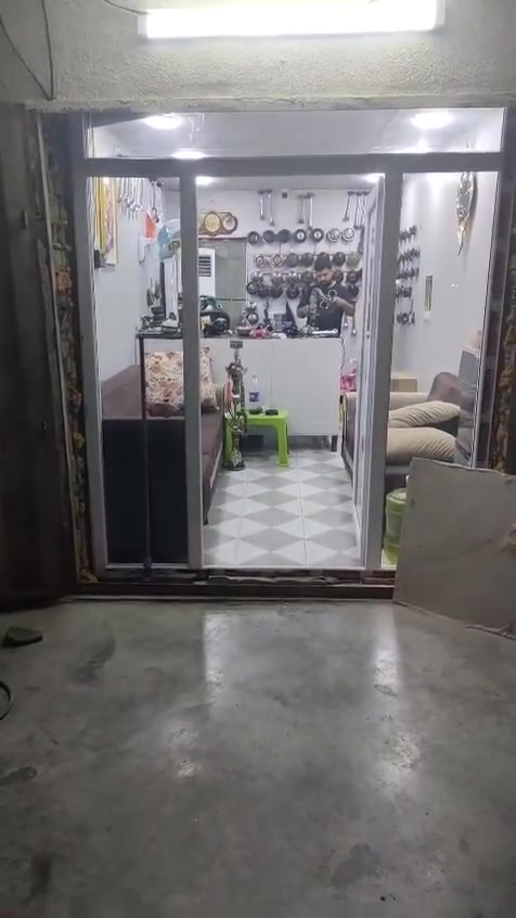 سلام عليكم
للبيع هورن براد 

مكاني بابل المركز 

***********
