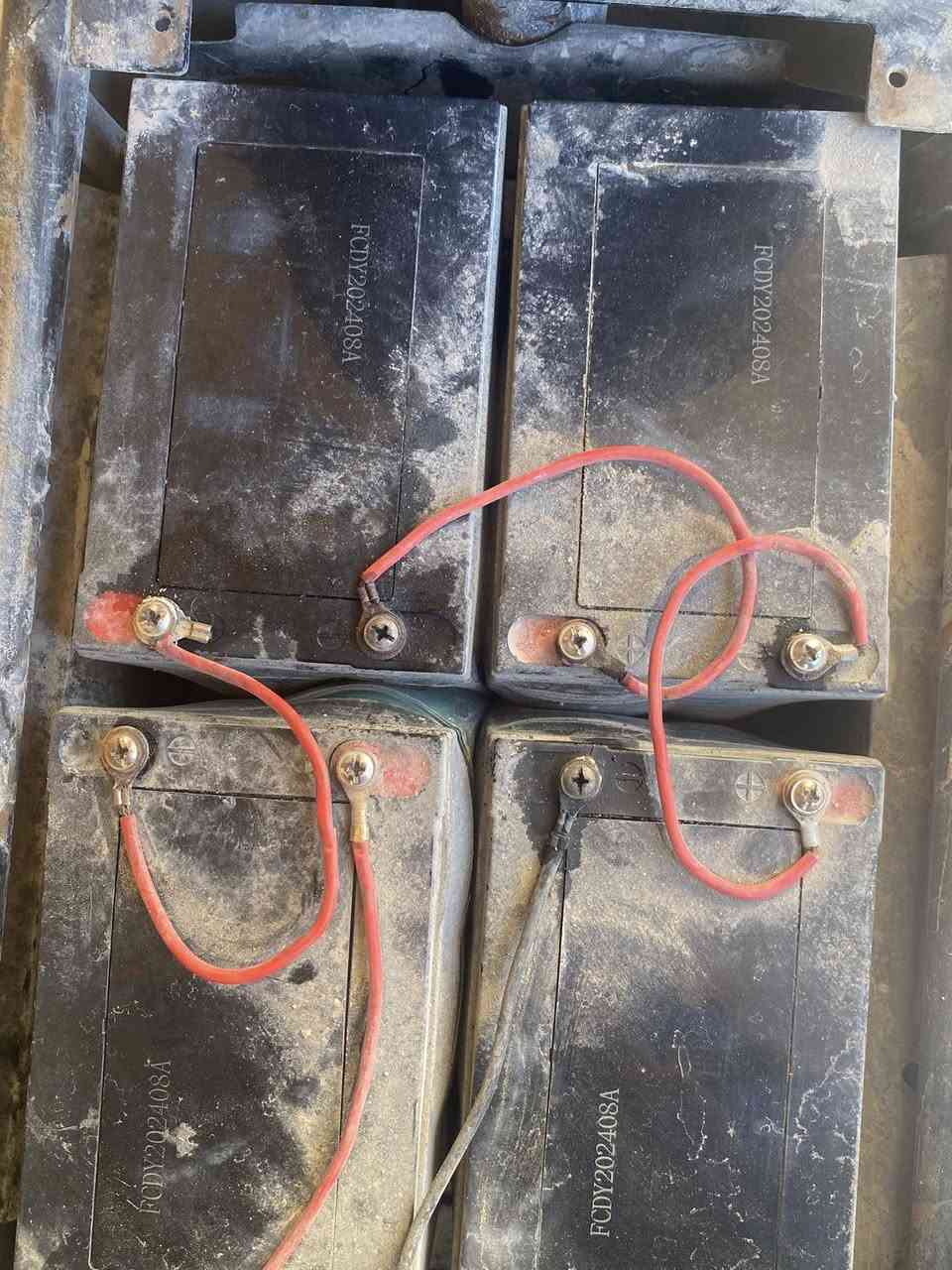 بايسكل شحن للبيع
البايسكل فول موصفات 

بي نقص بس البطاريات منفوخات 
او نقص بريك امامي 

العنوان:ديالى بعقوبه تحرير

الوصولات كلهة موجوده 

السعر ما ينقص ربع:220

للاستفسار:***********
