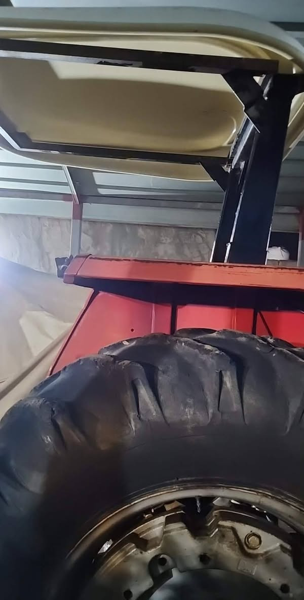 للبيع مكينه 2012 فوركسن ايراني عله وضع البلاد نضيفة كفاله عامه ***********
