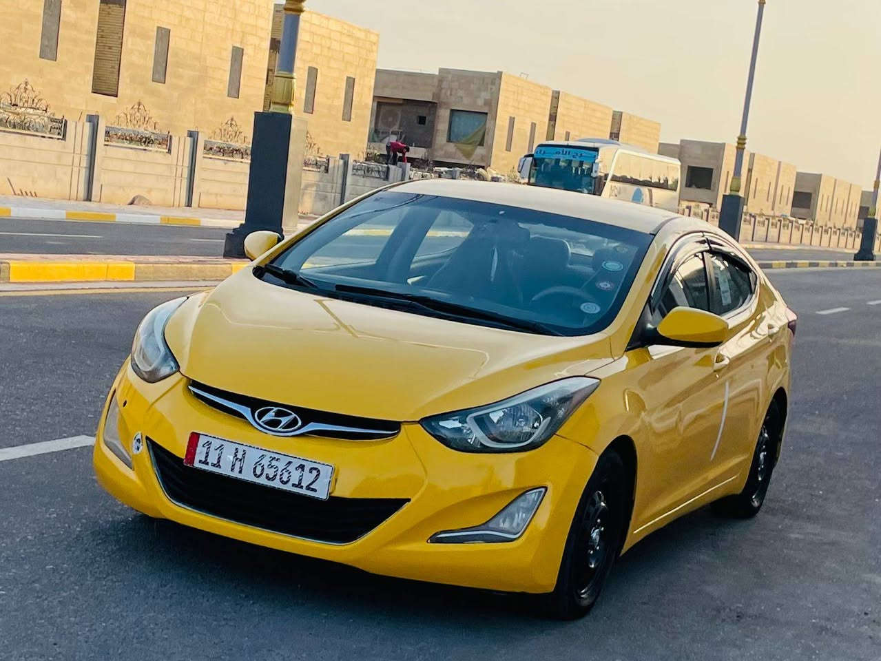 سلام عليكم للبيع الانتره موديل2016  رقم بغداد نكليزي سنويه جديده مصفره هيه وغرامات السياره كفاله عامه كلها ليبل واحد حادثها بس الجاملغ الخلفي بدون دواخل والباقي كفاله شرط السونار كير مكينه حداديه كله جديد تبريد ثلج السياره جديده وجاهزه من كلشي السعر 115 وبيها مجال بصيط العنوان كربلاء الاستفسار الاتصال ع رقم ***********  مكلف ب نشر
