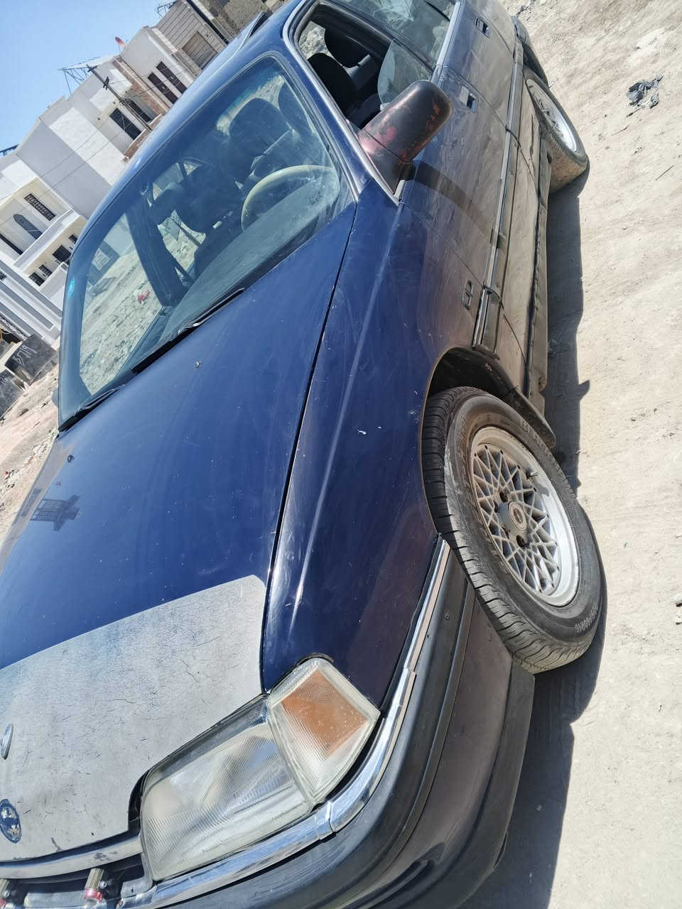 اوبل اوميكا 92 رقم بغداد انگليزي مالكها بالمحموديه يريد يحولها مكان السياره حالياً بالحله كير ومكينه حلوات سياره حلوه مال جناي عارضها ب25 للاستفسار *********** واتساب
