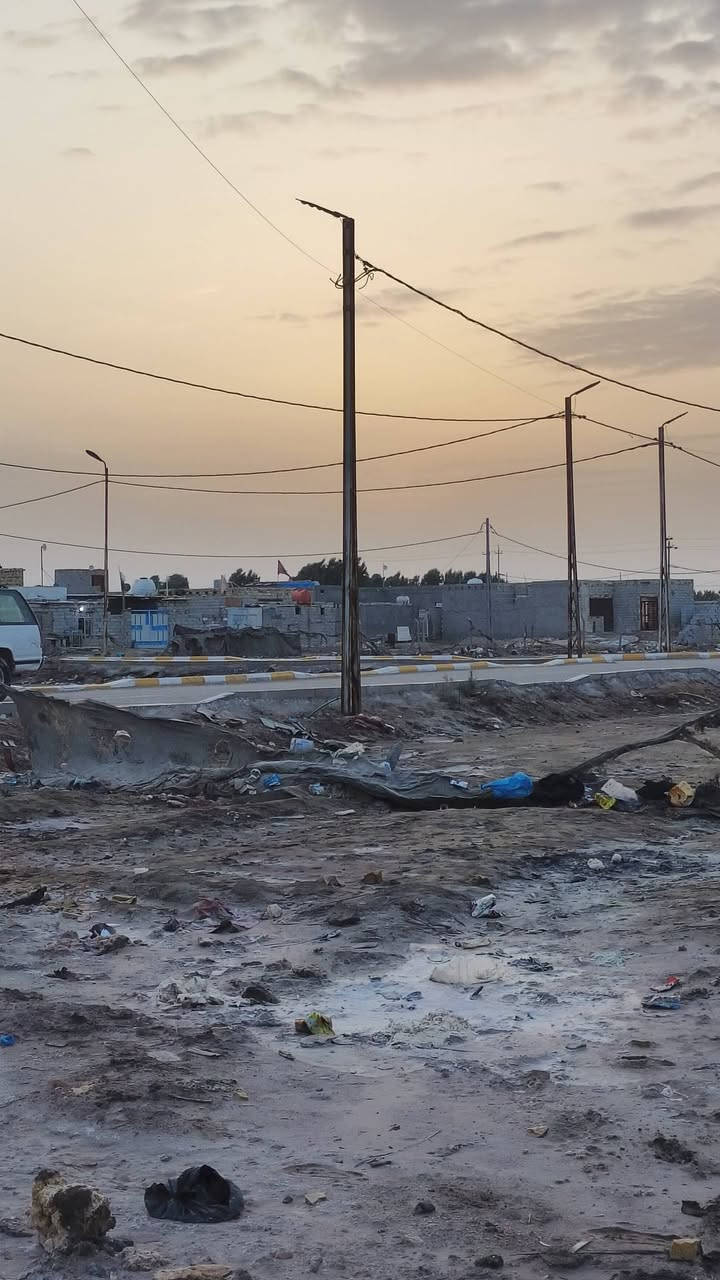 السلام عليكم ورحمة الله وبركاته كاع 200متر للبيع مجمع الصادق خلف معمل الكاشي للبيع *********** طابو زراعي سند 25 ماي كهرباء مدارس
