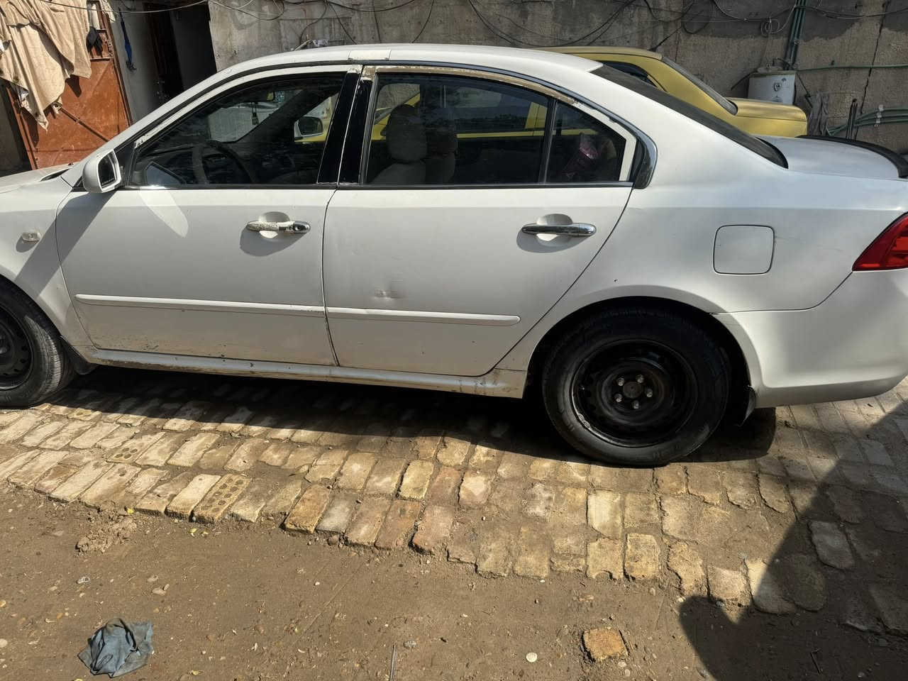 السلام عليكم اوبتيما ٢٠٠٩ خليجي بيها ظربهً صفحت السايق وتعمير الدواخل  تبريد محرك كير حداديه خير من الله منضومه زنون مكاني بفداد *********** السعر 90
