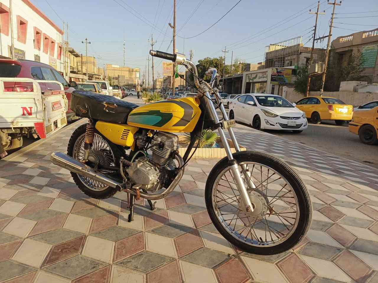 سلام عليكم شلونكم شباب نامه شبه اصلي للبيع موديل 2021 اوراق سكنر تايرات جدد دبلات شغاله مكينه مبدل بيه بس بستم دراجه نضيفه عوزه بس كشن تانكي صفاحيات جدد مكان شطره السعر 400الف وبيه مجال 
تصل ***********
