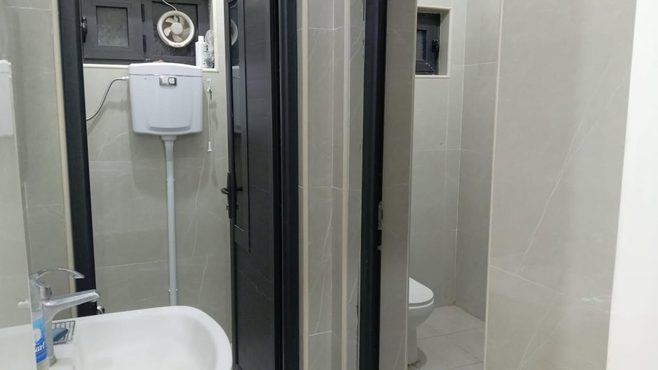 #للبيع 

#بيت بالجربوعية الرابعة مساحته 200م ركن طابق واحد يحتوي على :
غرفتين ومطبخ وصالة وبراني وصحيات. 
بناء درجة اولى سنة 2024 مطلوب للإسكان 40 مليون والتسديد الشهري 264 الف. 

#للاستفسار اكثر او لإرسال عروضكم يرجى مراسلة الصفحة او الاتصال على واتساب الرقم *********** او زيارة مكتبنا الواقع في :
السماوة - حي العسكري - مقابيل صيدلية التفاح الاخضر مجاور صيدلية الاريج .
