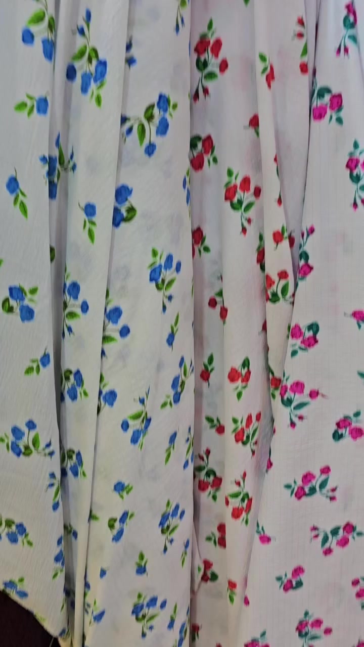 الى عشاق الصيفي 😍 
كريشه صيفي😯 
ملاحضة يوجد لدينا خدمة توصيل 🤝
لجميع المحافظات

العنوان موصل حي النور قرب لحوم الزعيم داخل الفرع
للاستفسار اكثر يرجى مراسلة الصفحة او الاتصال على الرقم التالي . *********** واتساب
#موصل #اكسبلور
