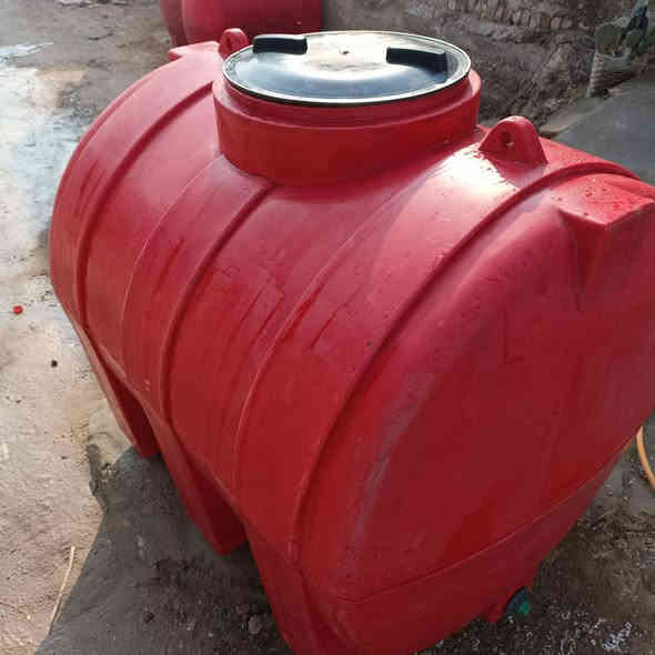 السلام عليكم خزان 1000التر الغندور السوري نظيف اخوالجديد قرب مجالس بلدي مضمون مفحوص السعر 50 الف اي ضرر ما بيه *********** ابو حيدر
