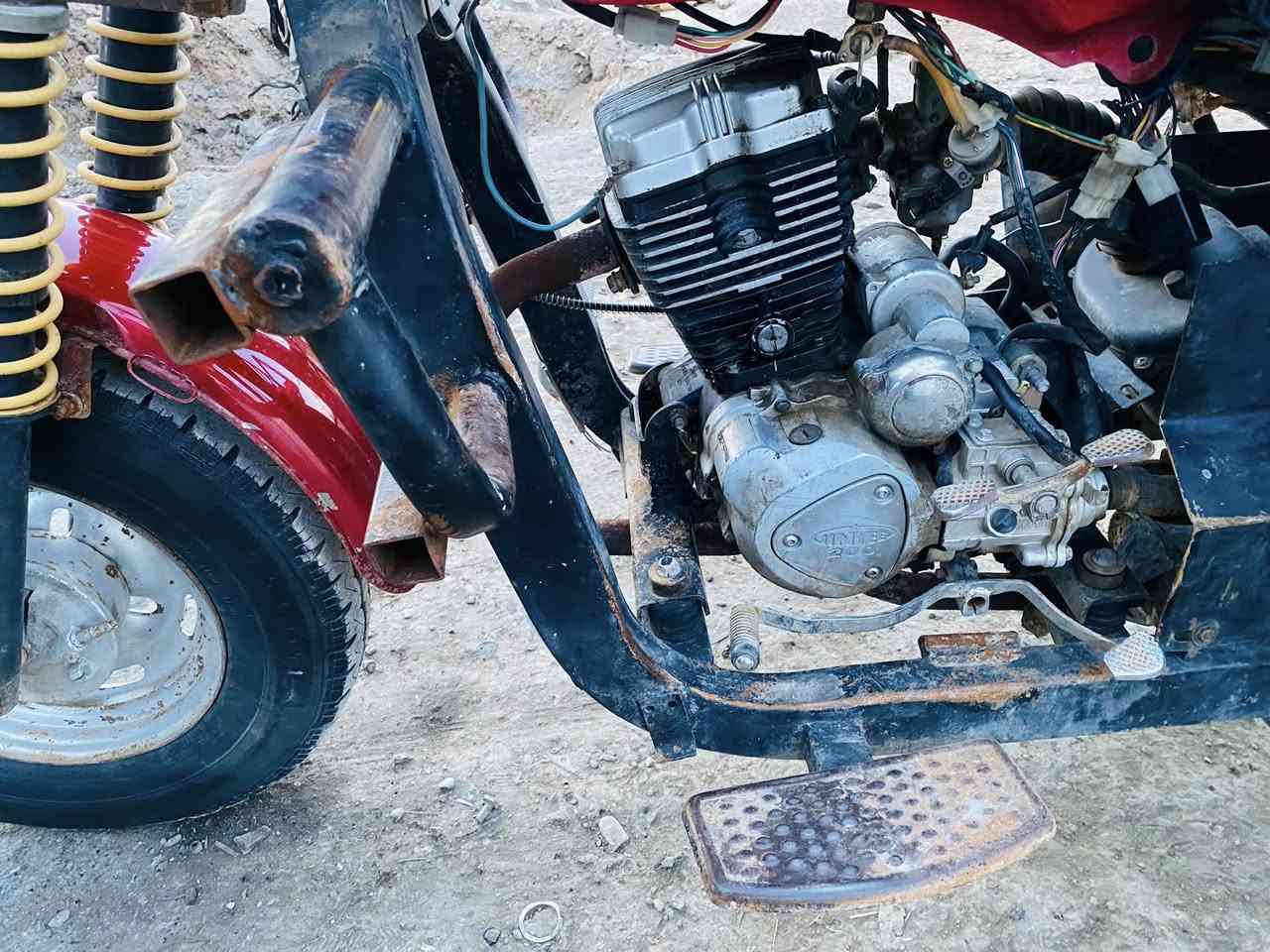 +++++++ متوفر ستوته دايوان +++++++
ستوته دايوان 2016 نظيفه فول 
سعرها ٧٥٠ و بيها مجال 
*********** مسنجر و اتساب مفتوح
