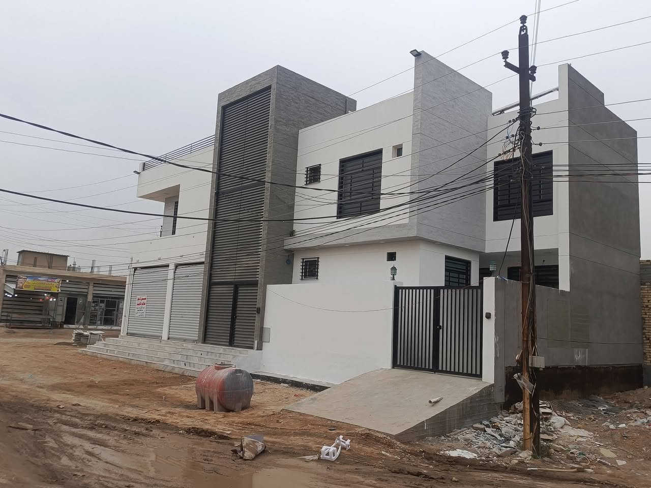 (بًسِـمً أّلَلَهّ أّلَرحًمًنِ أّلَرحًيِّمً)  

   ﴿ وٌتٌـوٌکْلَ عٌلَى أّلَلَهّ وٌکْفُـى بًأّلَلَهّ وٌکْيِّلَأّ ﴾

.....  شقق للايجار محلات للايجار كهرباء على مدار 24ساعه متوفره كافة الخدمات  الاستفسار مراسله الصفحه او الاتصال على الرقم التالي ⬇️

‏‪***********‬‏ /ابو فهد 

***********

#الموقع تاجيه قرب حسينية قمر بني هاشم  طريق حله نجف
