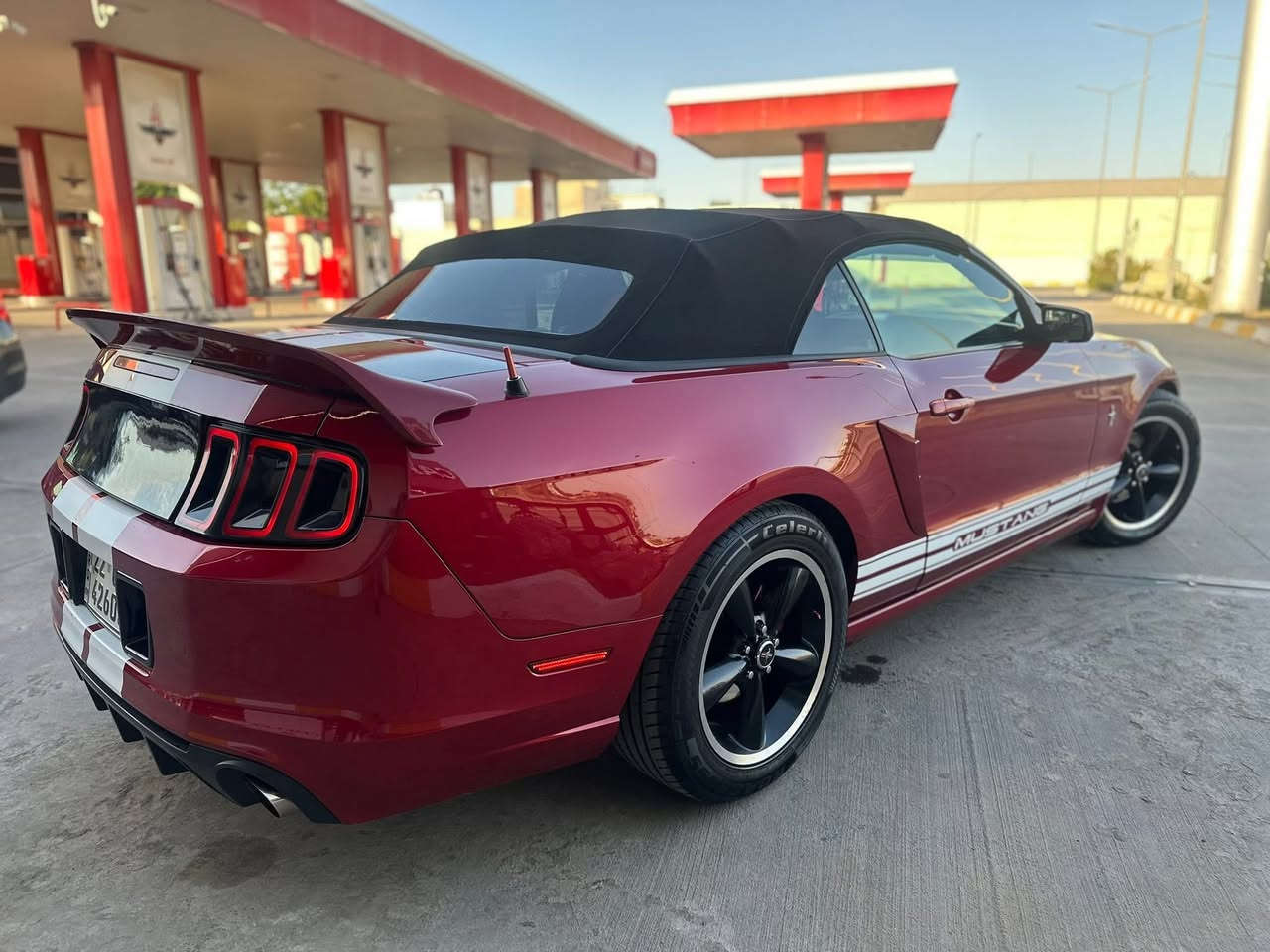 سلام عليكم فورد موستنك 2013
سياره جديد بدون ضرار كلين 
كير محرك شرط كشف جديد 
زينونت عيون شيطان عدست بلاجكتورت جداد 
عليها لحايه مال رتي ار 
تخم فلنجات دسكات جداد سياره انطكيك يها شرط من كل نوحي بيع فقط ١١٥ ورقه بيها مجال تحياتي للجميع***********
